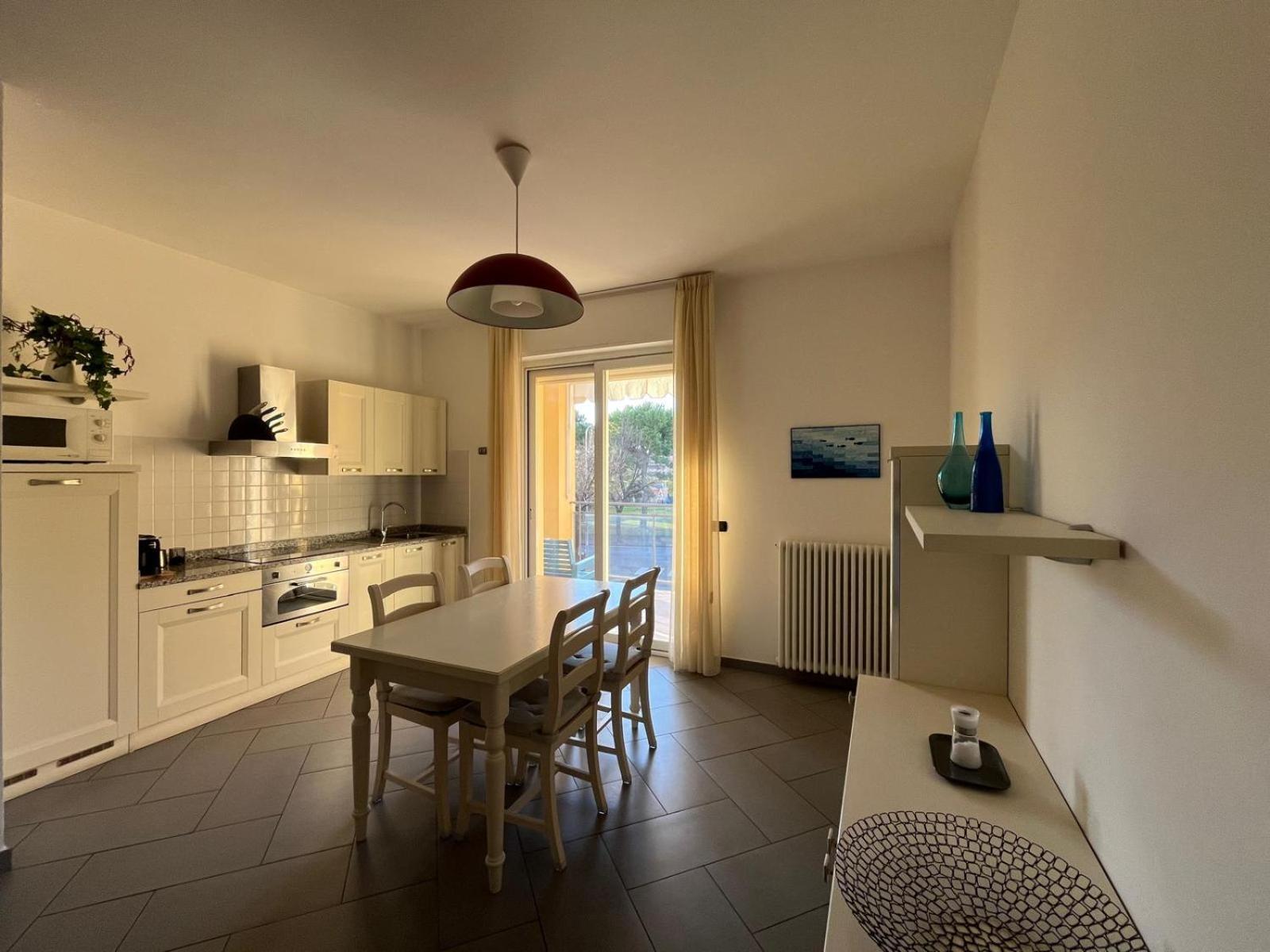 Dea Apartments Albenga Exterior photo